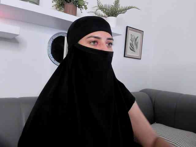 salma-arabic Live Webcam on BongaCams