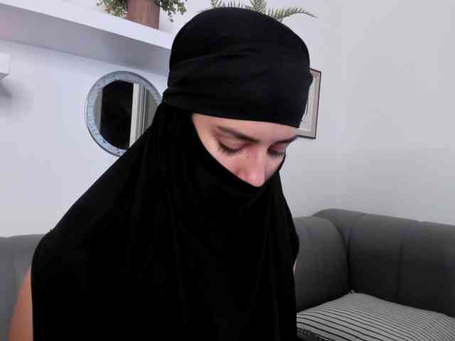 salma-arabic Live Webcam on BongaCams