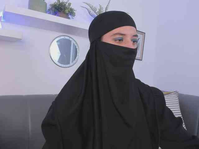 salma-arabic Live Webcam on BongaCams