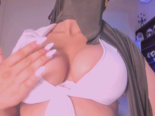 sasha-anaan's BongaCams show and profile