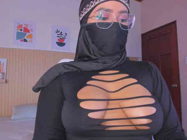 sasha-anaan webcam