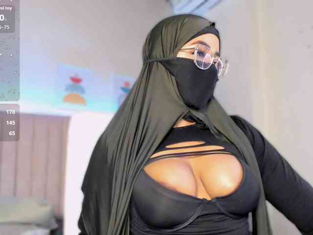 sasha-anaan sasha-anaan