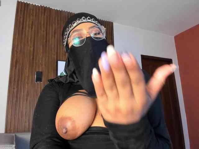sasha-anaan webcam