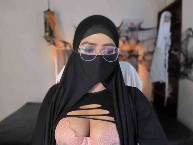 sasha-anaan sasha-anaan