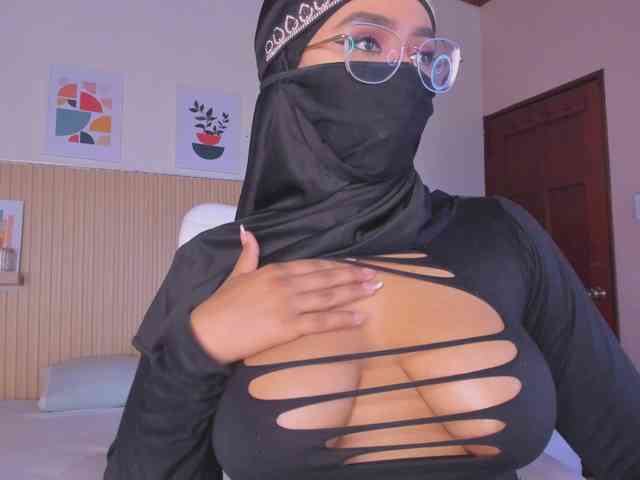 sasha-anaan webcam
