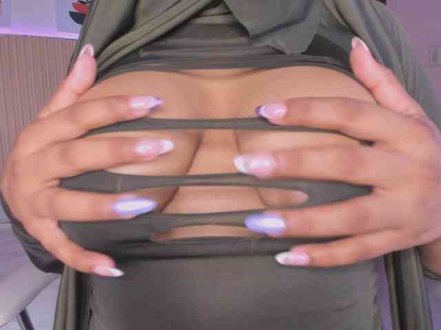 sasha-anaan webcam