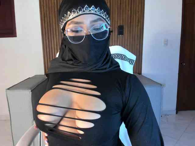 sasha-anaan webcam