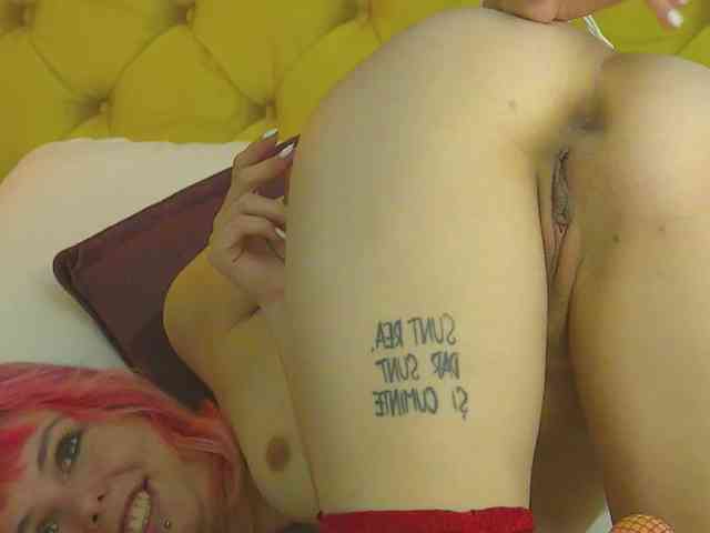 LizzieGolden webcam