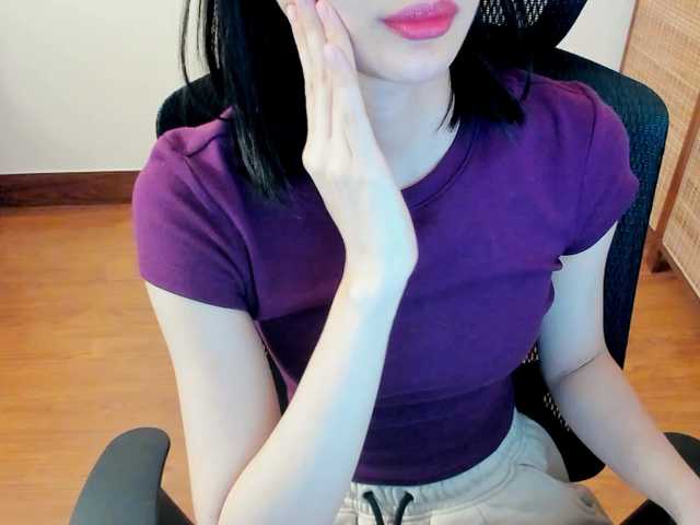 X0X0-oo's BongaCams show and profile