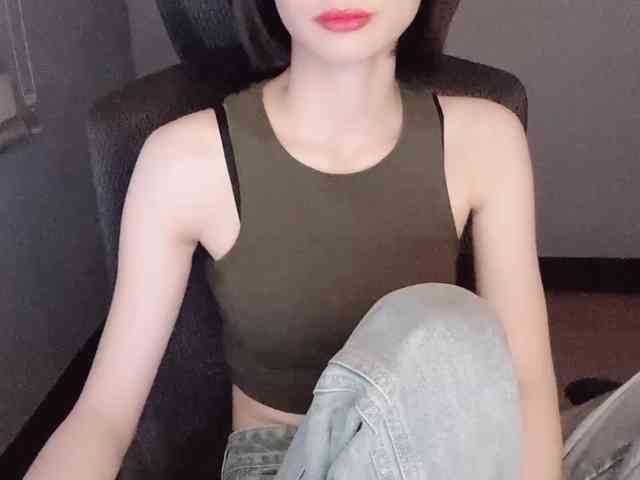 X0X0-oo webcam