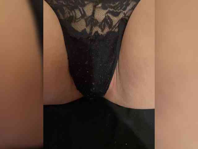 AmazingGirl55 webcam