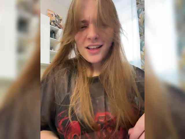 MiaMey Live Webcam on BongaCams
