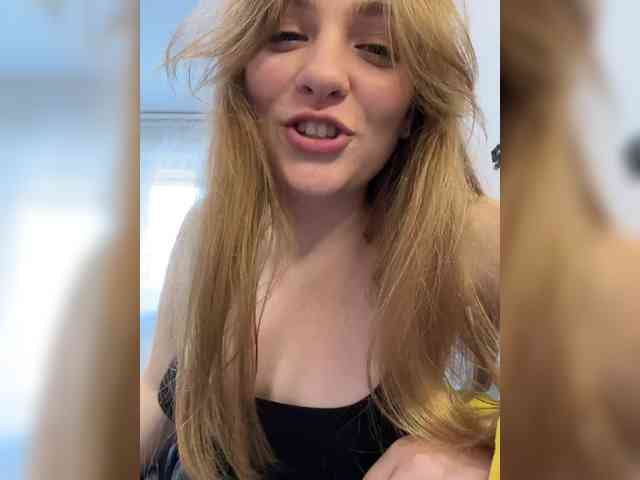 MiaMey webcam