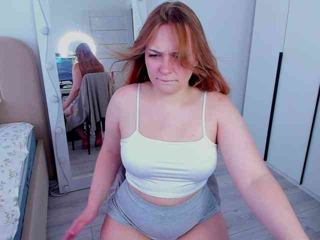 MiaMey webcam
