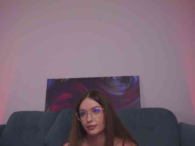 CrystalMooon webcam