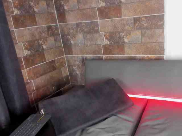 sailor-rouge webcam
