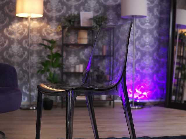 AlmaVelia's BongaCams show and profile