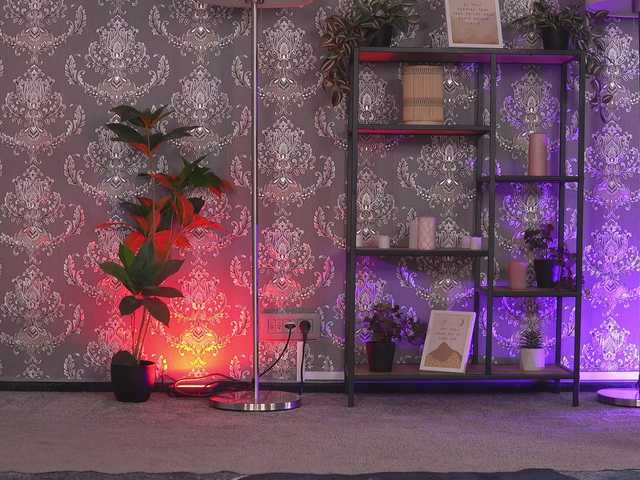 AlmaVelia Live Cam on BongaCams