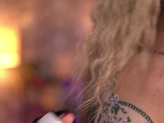 Preview of almavelia