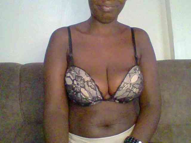 bustybliss webcam