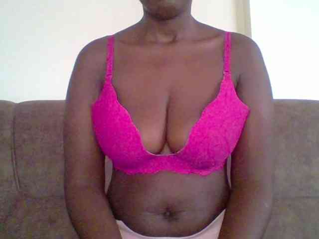 bustybliss webcam