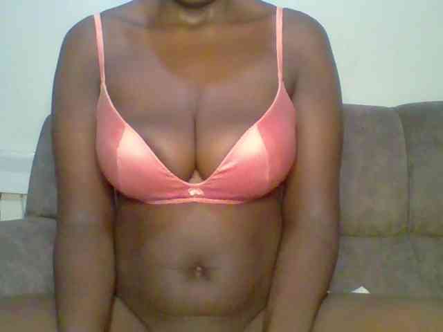 bustybliss webcam
