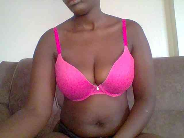 bustybliss webcam