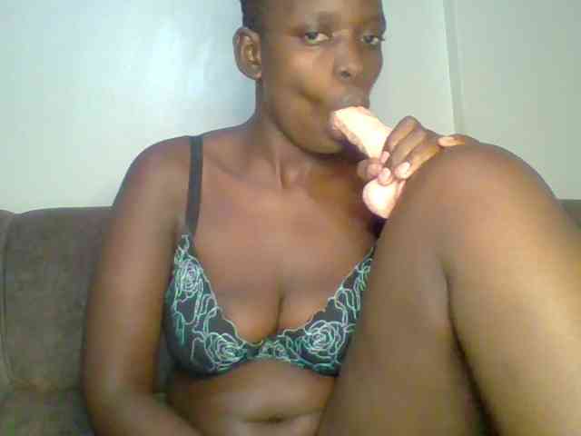 bustybliss webcam