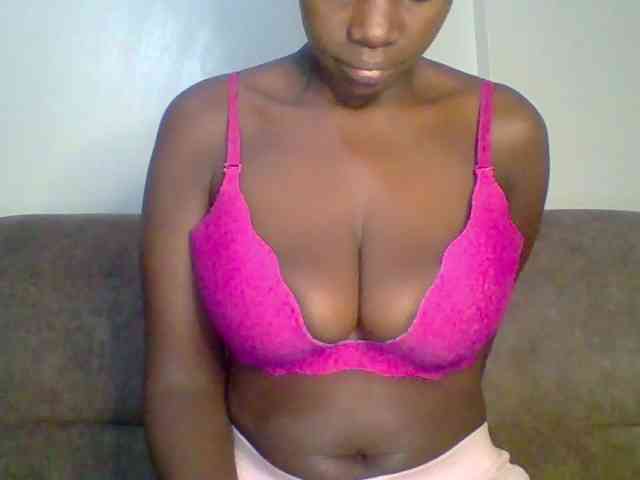 bustybliss webcam