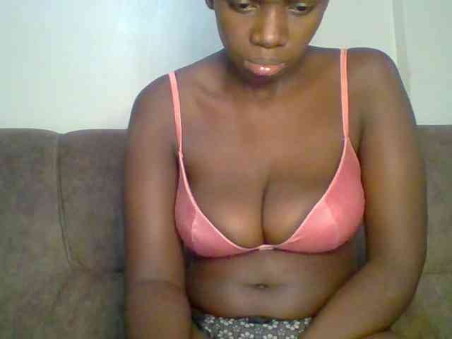 bustybliss webcam