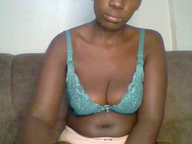 bustybliss webcam