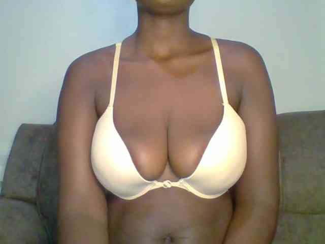 bustybliss webcam