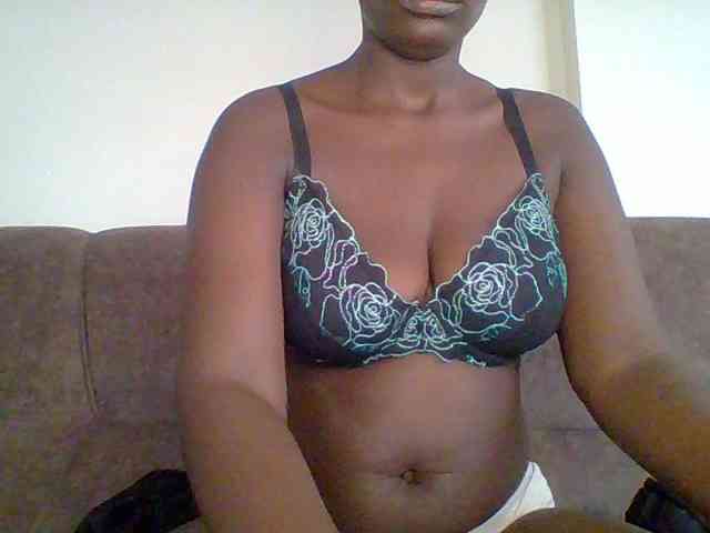 bustybliss webcam
