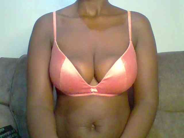 bustybliss webcam