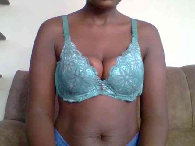 bustybliss webcam