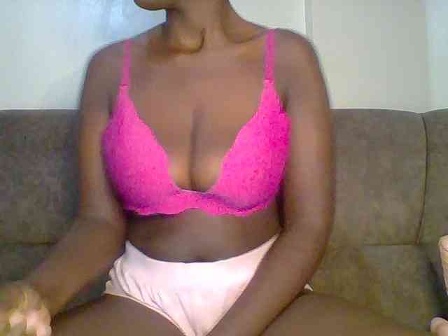 bustybliss webcam