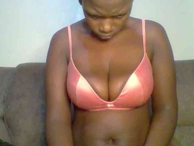 bustybliss webcam