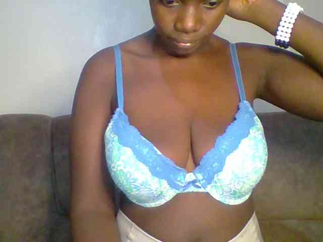 bustybliss webcam