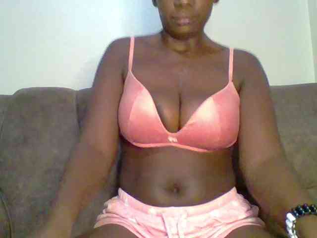 bustybliss webcam