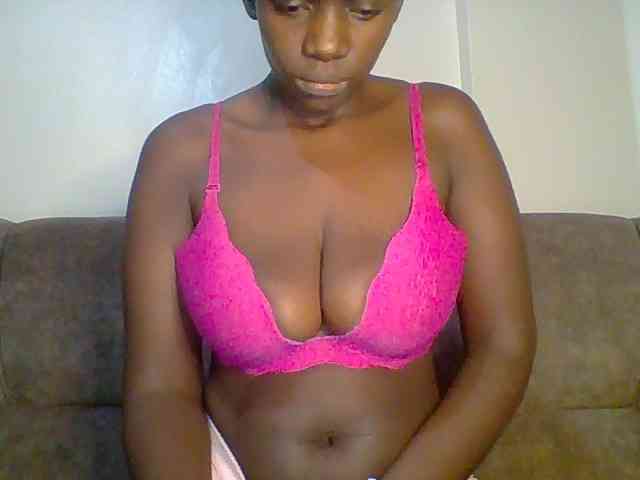 bustybliss webcam