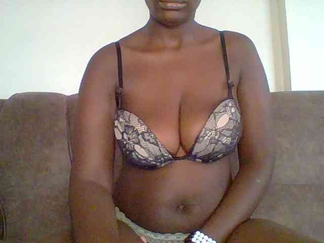 bustybliss webcam