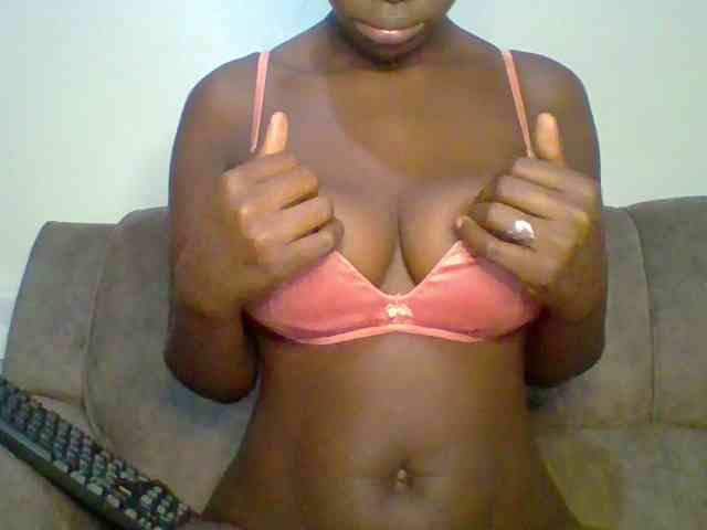 bustybliss webcam