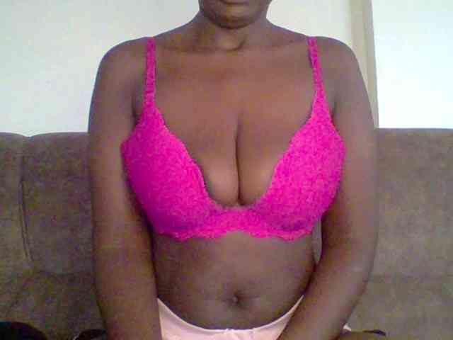 bustybliss webcam