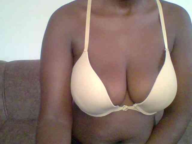 bustybliss webcam