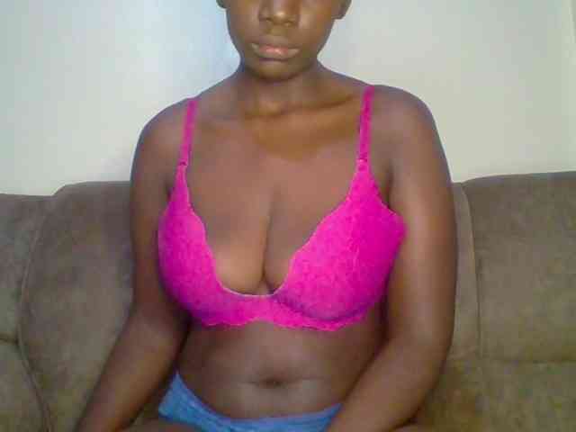 bustybliss webcam