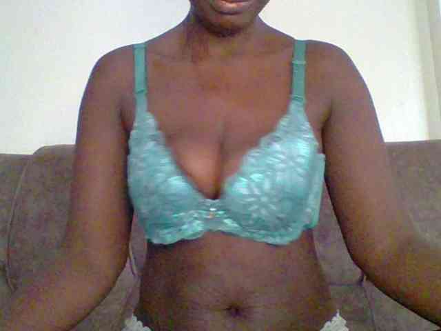 bustybliss webcam