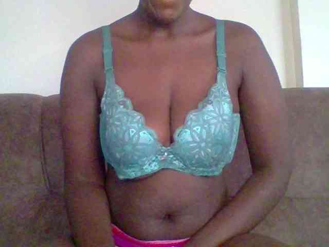 bustybliss webcam