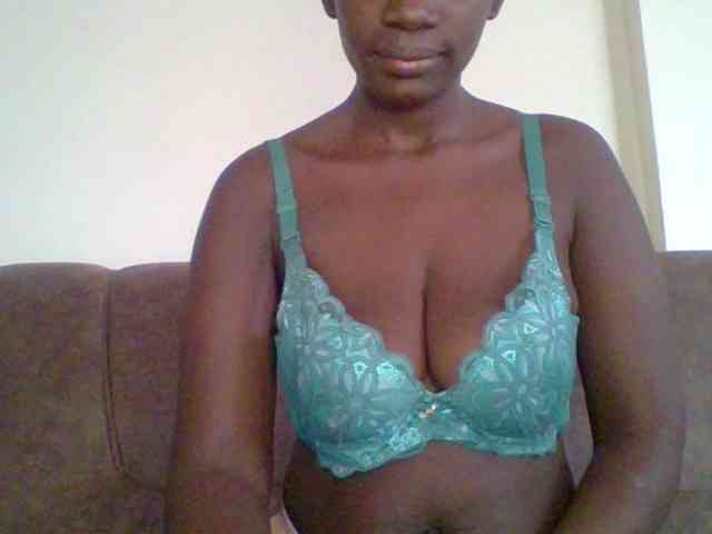 bustybliss webcam