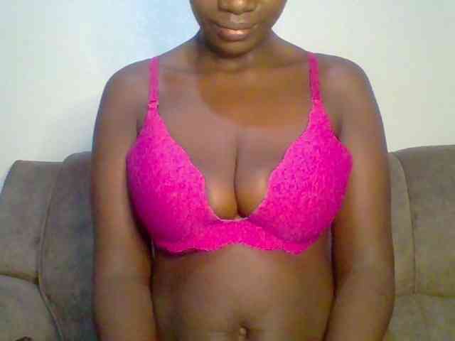 bustybliss webcam