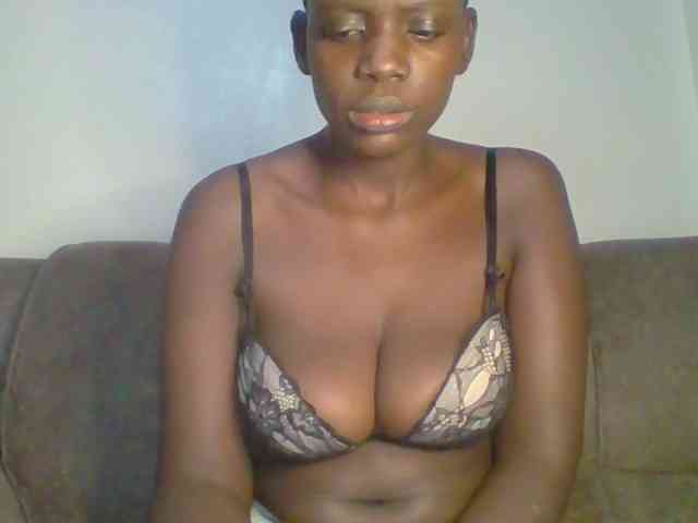 bustybliss webcam